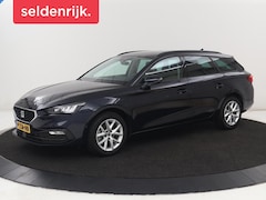 SEAT Leon - 1.0 eTSI Style Business Intense | Carplay | Camera | Adaptive cruise | Navigatie | DAB | F