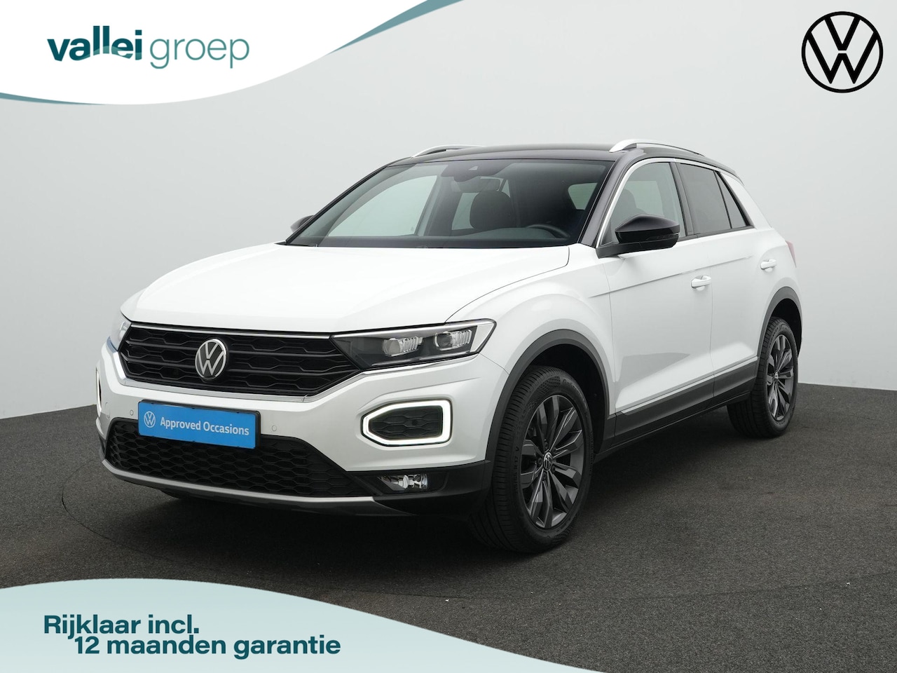 Volkswagen T-Roc - 1.5 TSI 150 pk DSG Sport | Achteruitrijcamera | Adaptive Cruise | Elektrische achterklep | - AutoWereld.nl