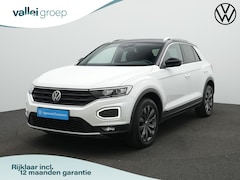 Volkswagen T-Roc - 1.5 TSI 150 pk DSG Sport | Achteruitrijcamera | Adaptive Cruise | Elektrische achterklep |
