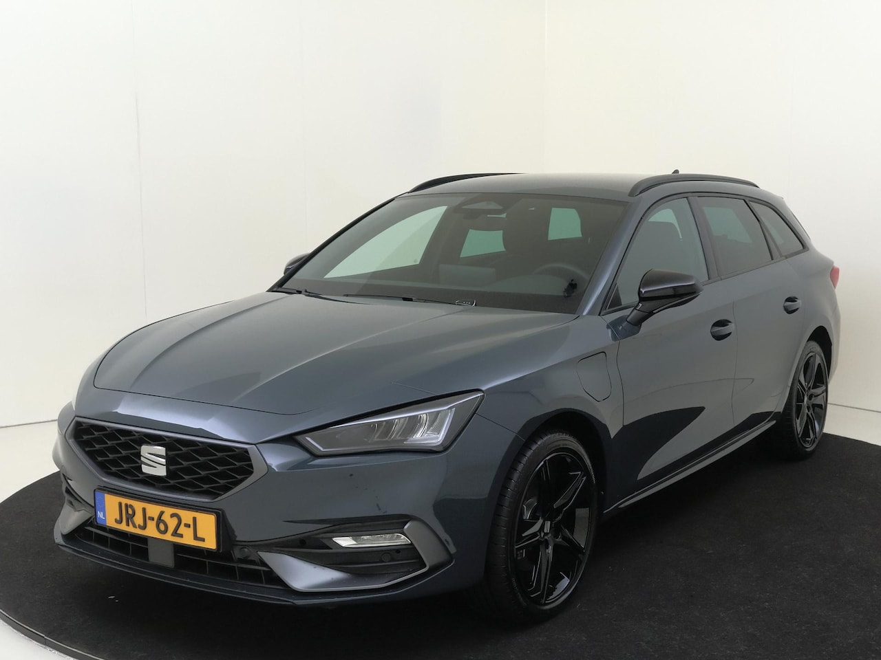 SEAT Leon Sportstourer - 1.5 TSI e-Hybrid FR Business 1.5 TSI e-Hybrid FR Business - AutoWereld.nl