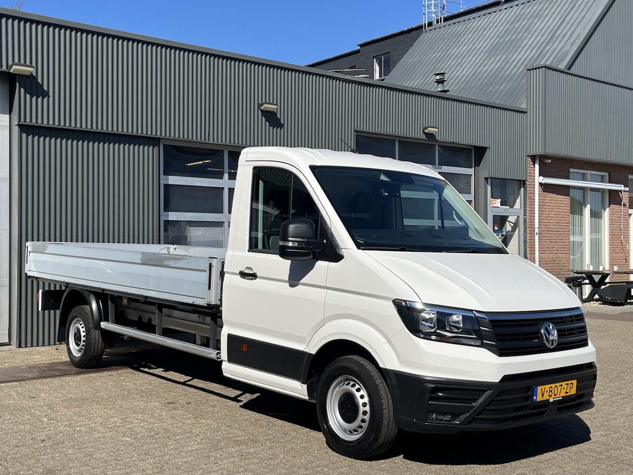 Volkswagen Crafter - 35 2.0 TDI L4 Open laadbak Pick-up Airco Cruise controle 3-Persoons 1e eigenaar Dealer ond - AutoWereld.nl