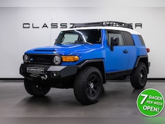 Toyota FJ Cruiser - VVT-i V6 Fiscale waarde € 8.000, - Grijs kenteken
