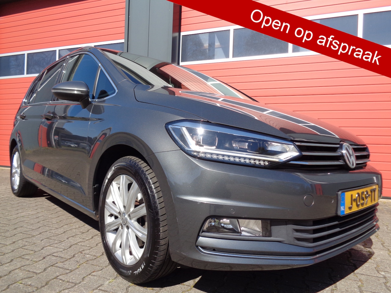 Volkswagen Touran - 1.4 TSI Comfortline Business 1.4 TSI Comfortline Business,7 persoons,Bomvol opties! - AutoWereld.nl
