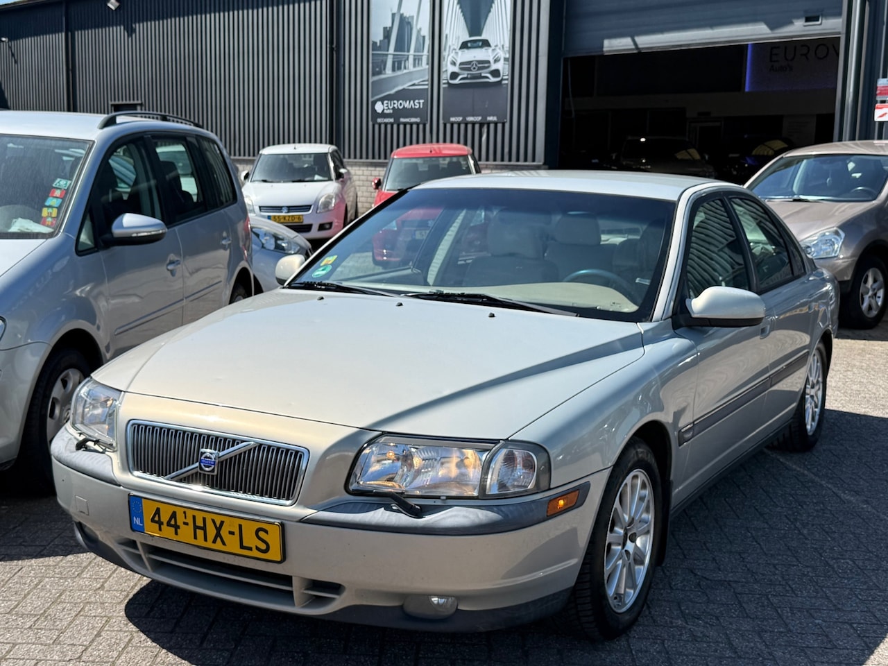 Volvo S80 - 2.4 Dynamic Airco Cruise Apk tot 06-03-2027 - AutoWereld.nl