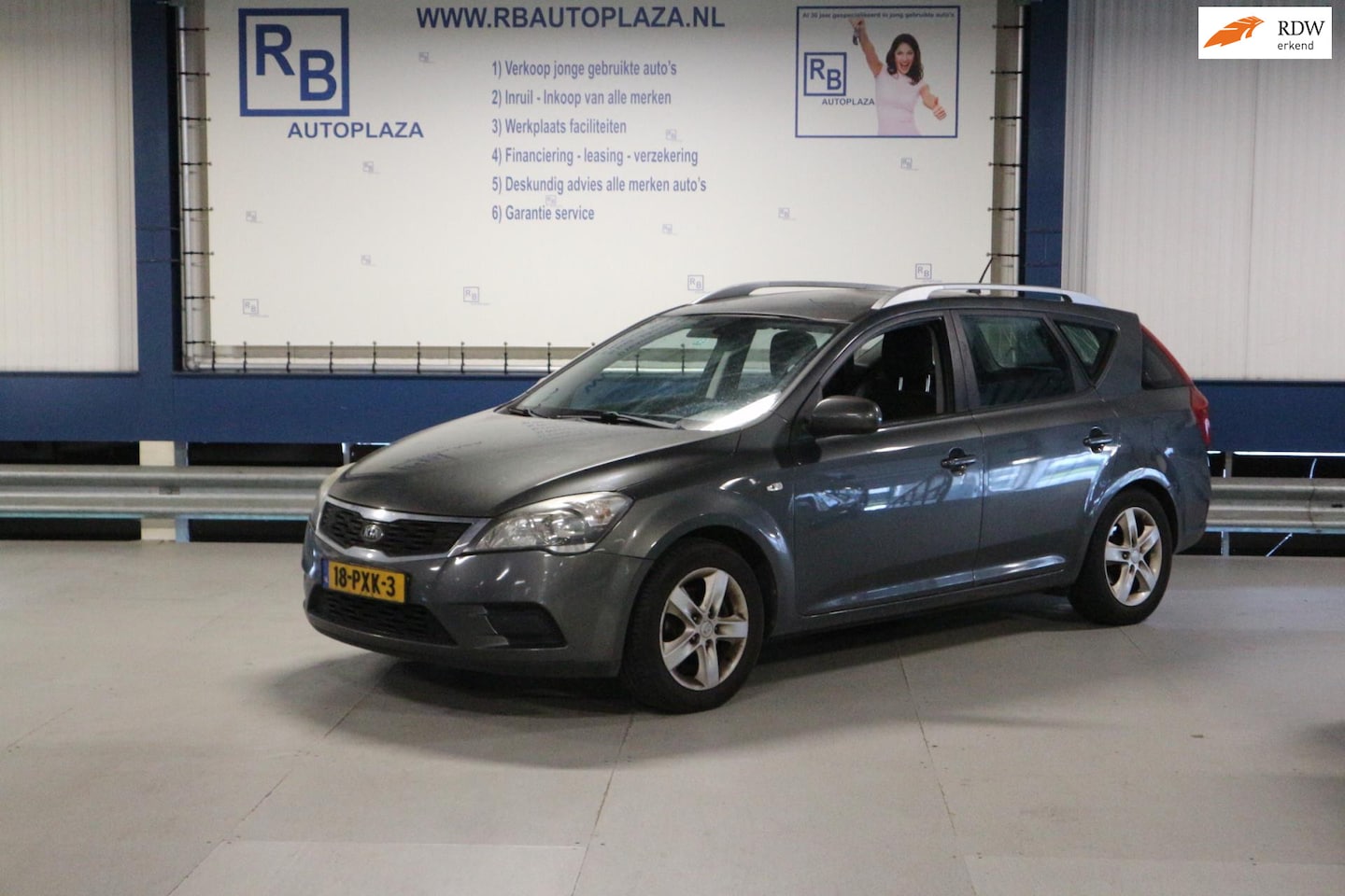 Kia Cee'd - 1.4 CVVT X-tra / LEES TEKST / EXPORT + HANDELS PRIJS ! ! ! - AutoWereld.nl