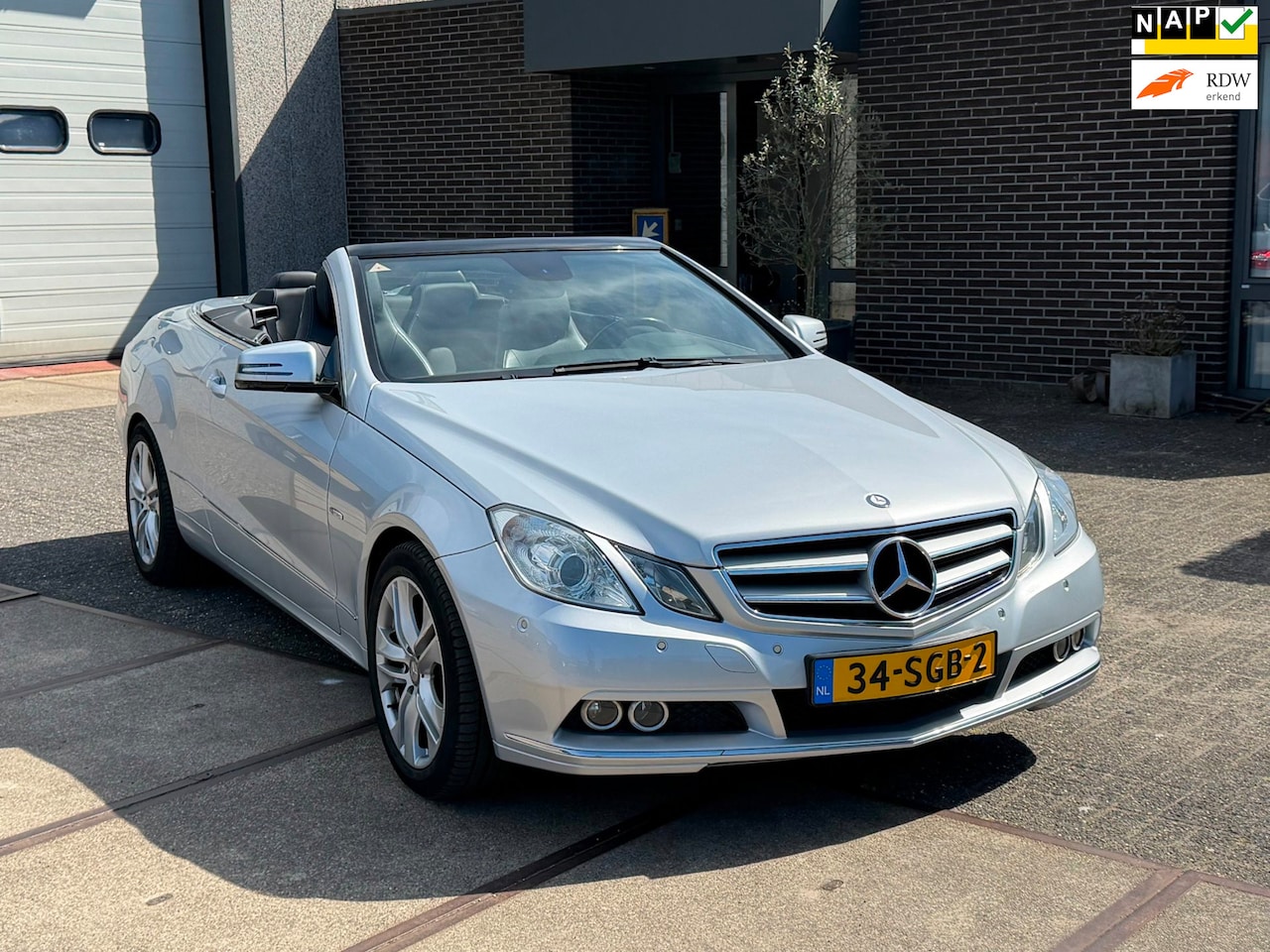 Mercedes-Benz E-klasse Cabrio - 200 CGI Avantgarde AUT, leer, navi, NAP - AutoWereld.nl