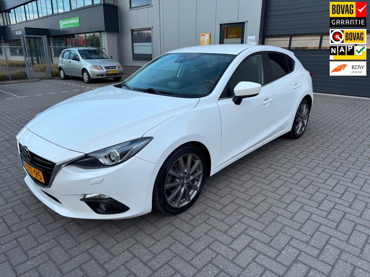 Mazda 3 - 2.0 TS 2.0 TS+ - AutoWereld.nl