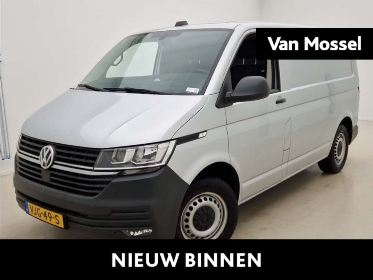 Volkswagen Transporter - 2.0 TDI L1H1 Comfortline 150PK | Automaat | Radio | Airco | Parkeerhulp achter | Navigatie - AutoWereld.nl