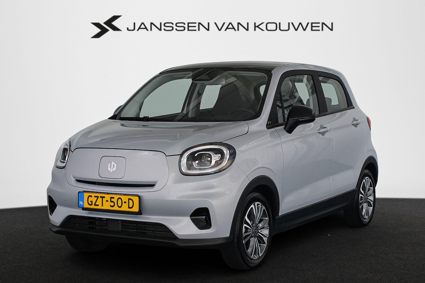 Leapmotor T03 - Design 37.3 kWh Panoramadak Achteruitrijcamera - AutoWereld.nl