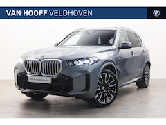 BMW X5 - xDrive50e High Executive M Sport Automaat / Trekhaak / Panoramadak / Comfortstoelen / Comf