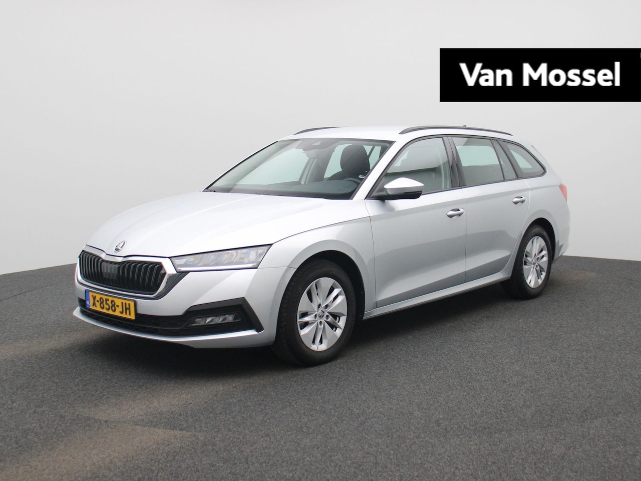 Skoda Octavia Combi - 1.0 e-TSI Business Edition 110 PK | Automaat | Trekhaak | LED Koplampen | Navigatie | Clim - AutoWereld.nl