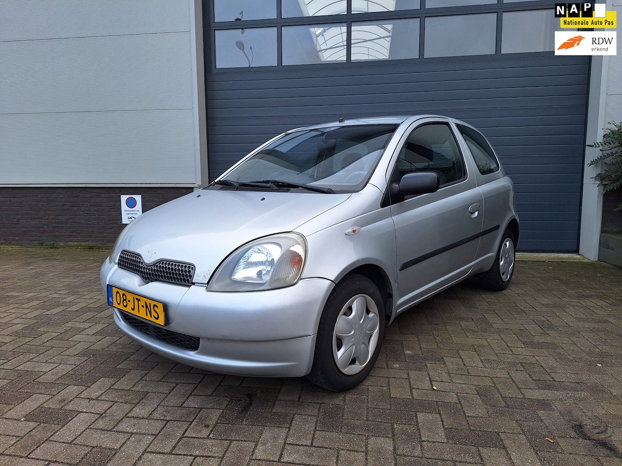 Toyota Yaris - | 1.3-16V VVT-i YORIN | Airco | Lage kilometerstand | - AutoWereld.nl