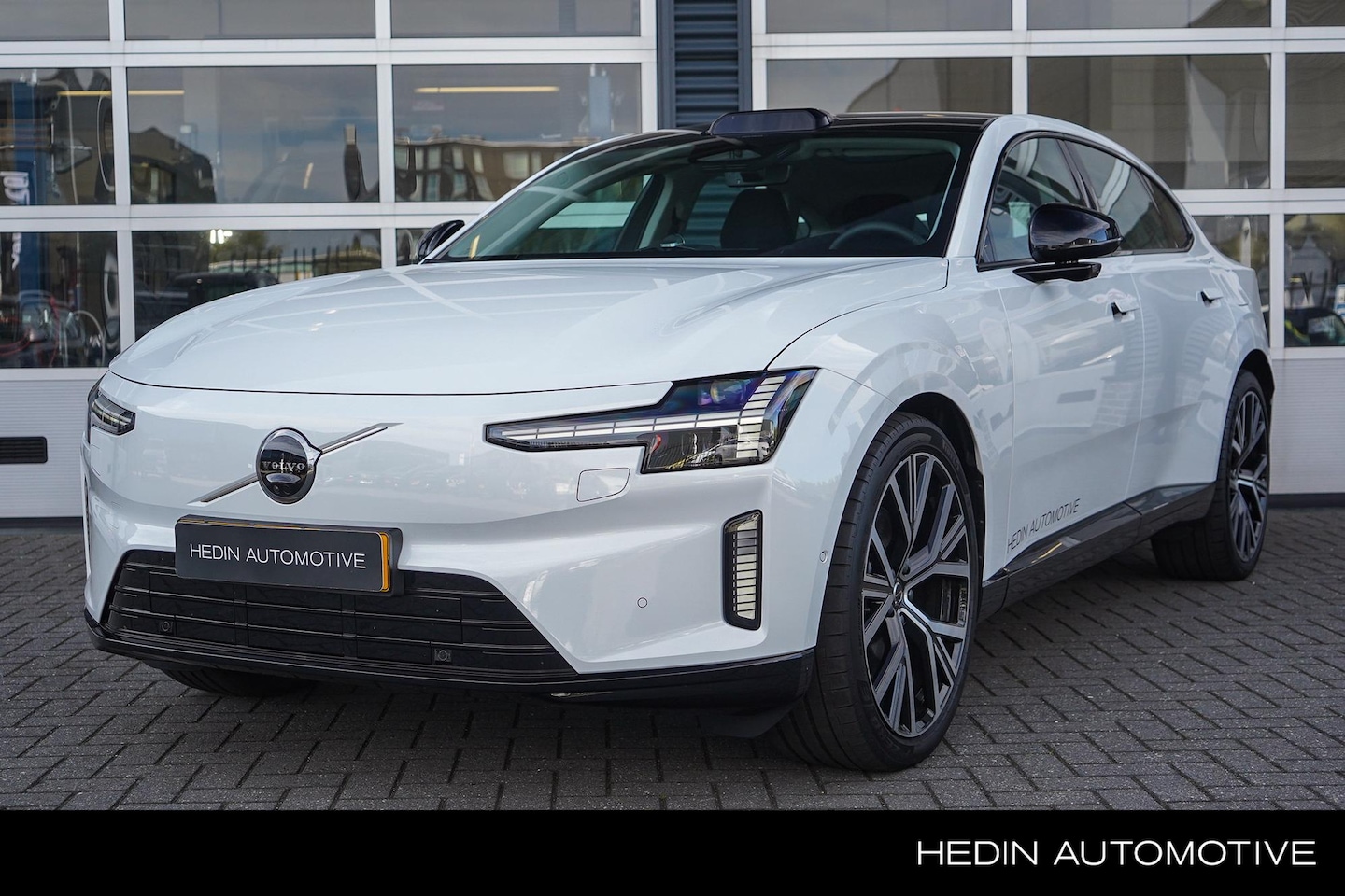 Volvo ES90 - Single Motor Extended Range Ultra 92 kWh | Stoelverwarming & Ventilatie | Bowers & Wilkins - AutoWereld.nl