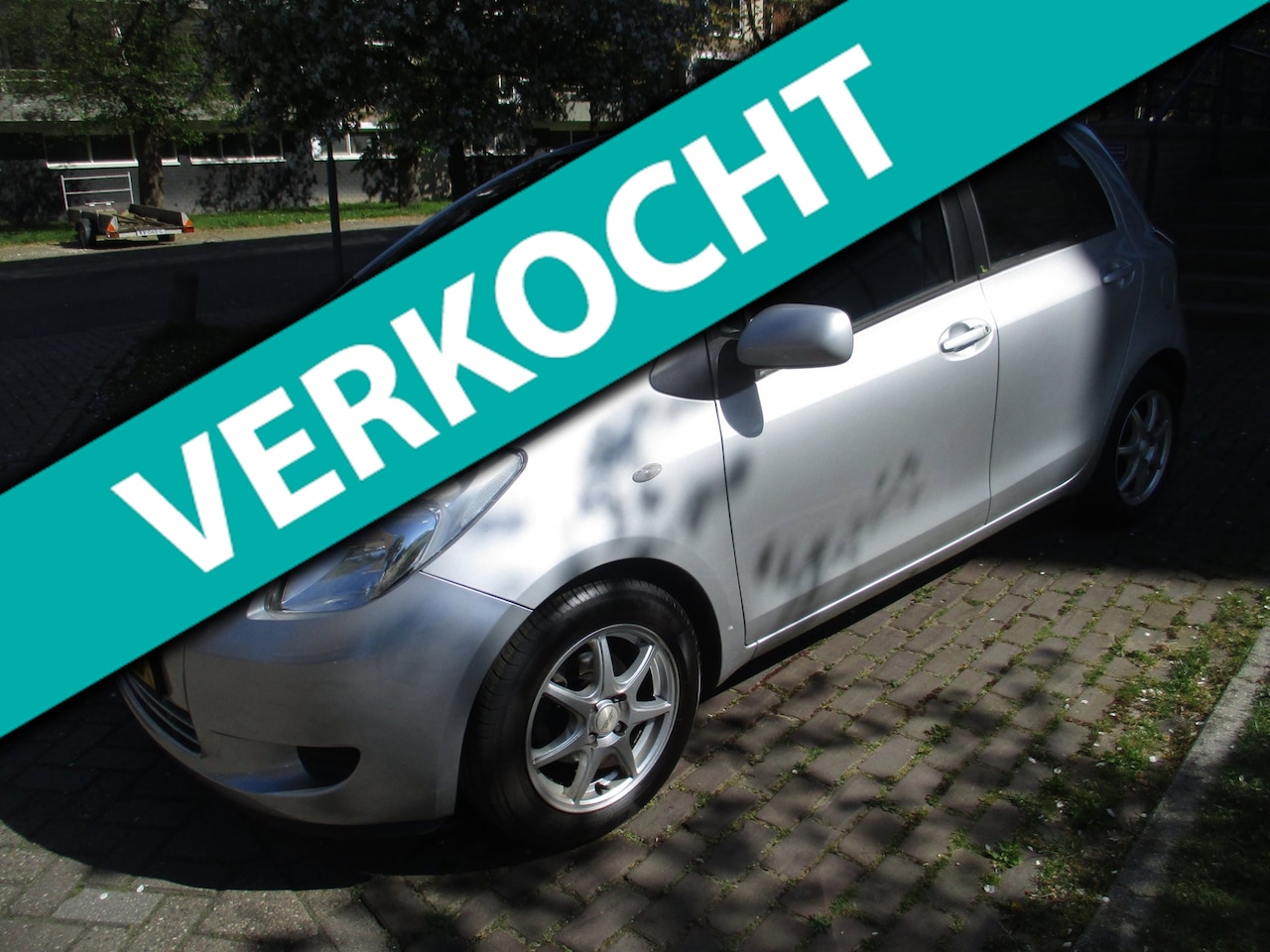 Toyota Yaris - 1.3 VVT-i Sol 1.3 VVTi Sol - AutoWereld.nl