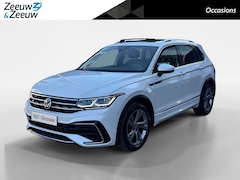 Volkswagen Tiguan - 1.5 TSI R-Line Business+ | Automaat | Elektrisch uitklapbare trekhaak | Glazen schuif-/kan