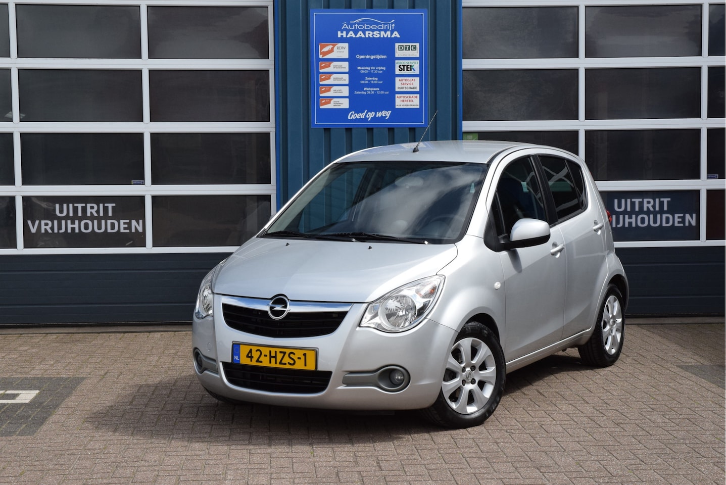 Opel Agila - 1.2 Enjoy Automaat Trekhaak - AutoWereld.nl