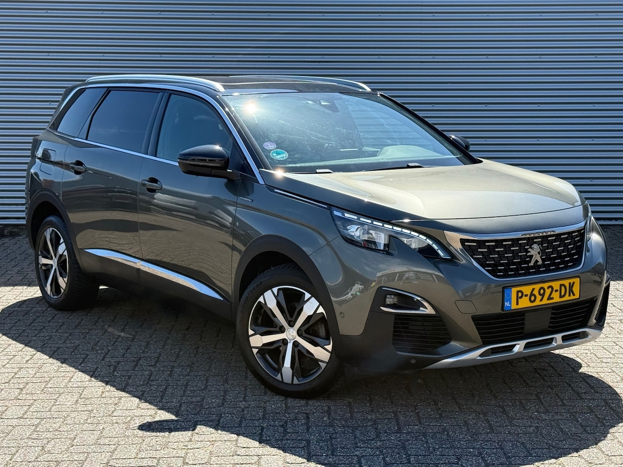 Peugeot 5008 - 1.2 PureTech Advanced / GT LINE / Luxe Leder / PANO / Inruil Mog. - AutoWereld.nl