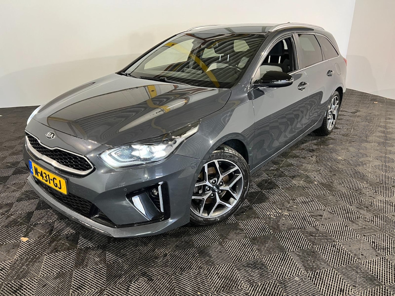 Kia Cee'd Sportswagon - Ceed 1.0 T-GDi GT-Line Incl. BTW-BPM APK 2028 - AutoWereld.nl