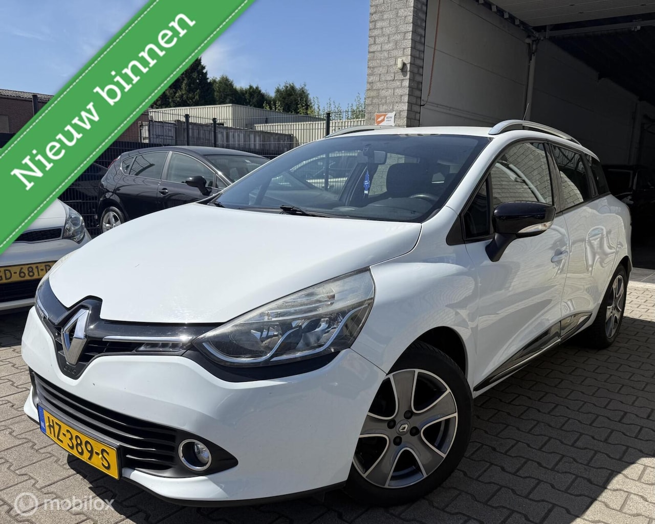 Renault Clio Estate - 0.9 TCe Expression / BJ 2016 / N.A.P - AutoWereld.nl