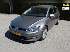 Volkswagen Golf - 1.2 TSI Trendline