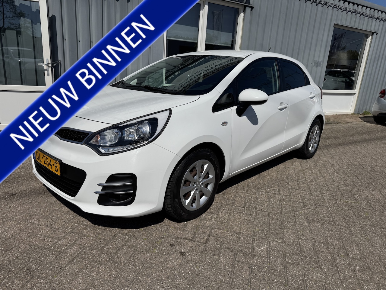 Kia Rio - 1.2 CVVT DynamicLine 1.2 CVVT DynamicLine - AutoWereld.nl