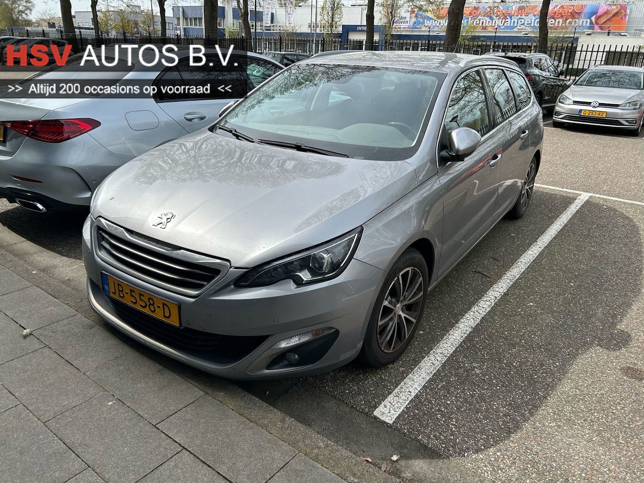 Peugeot 308 SW - 1.2 PureTech Allure navi trekhaak org NL - AutoWereld.nl