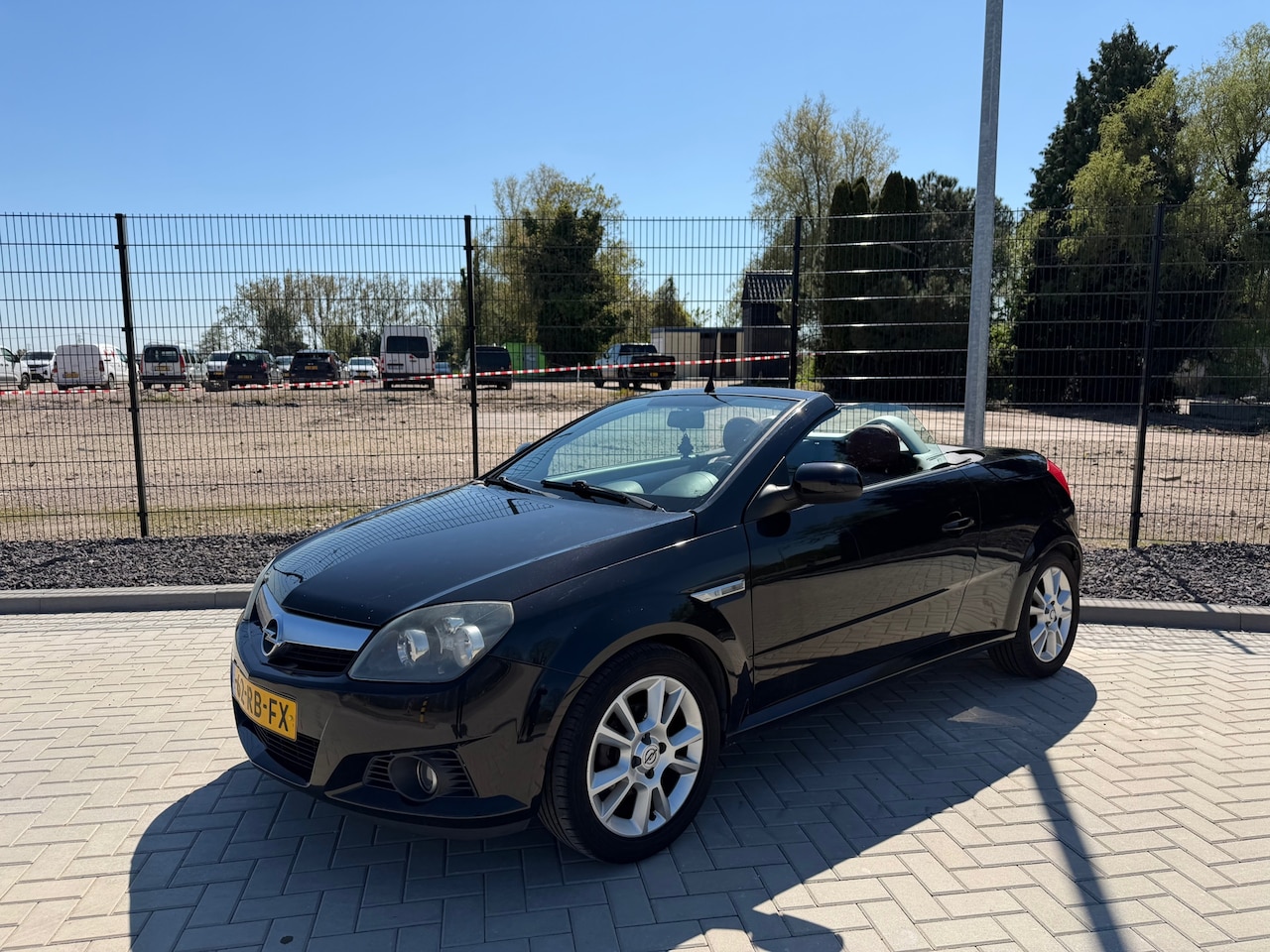 Opel Tigra TwinTop - 1.8-16V Cosmo 1.8-16V Cosmo - AutoWereld.nl