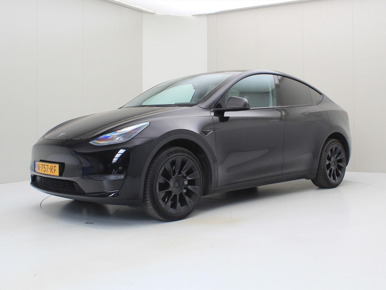 Tesla Model Y - Long-Range AWD 351pk 75 kWh 90,7% SoH [ AUTOPILOT+20 INCH+533KM WLTP+PREMIUM AUDIO ] - AutoWereld.nl