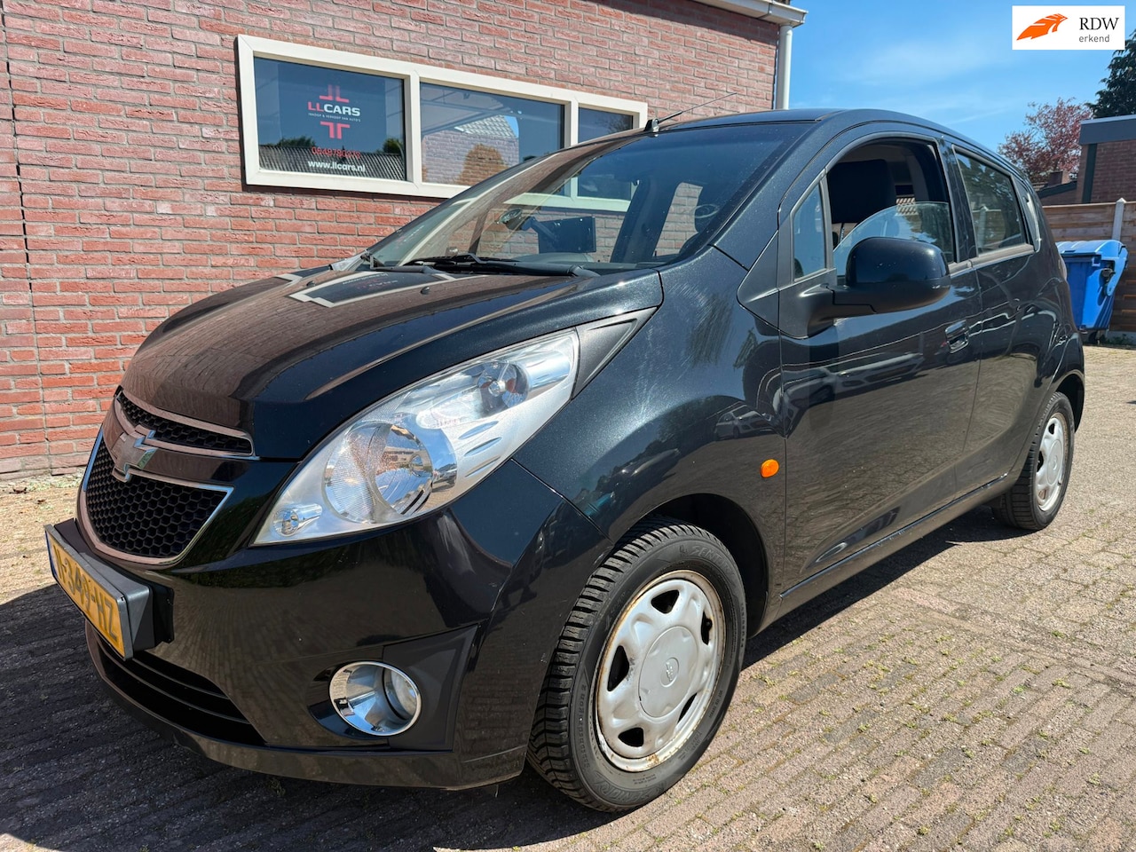 Chevrolet Spark - 1.0 16V L Airco 5 drs apk 22-10-2026 Carplay camera - AutoWereld.nl