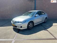 Honda Accord - 2.0i Business Mode