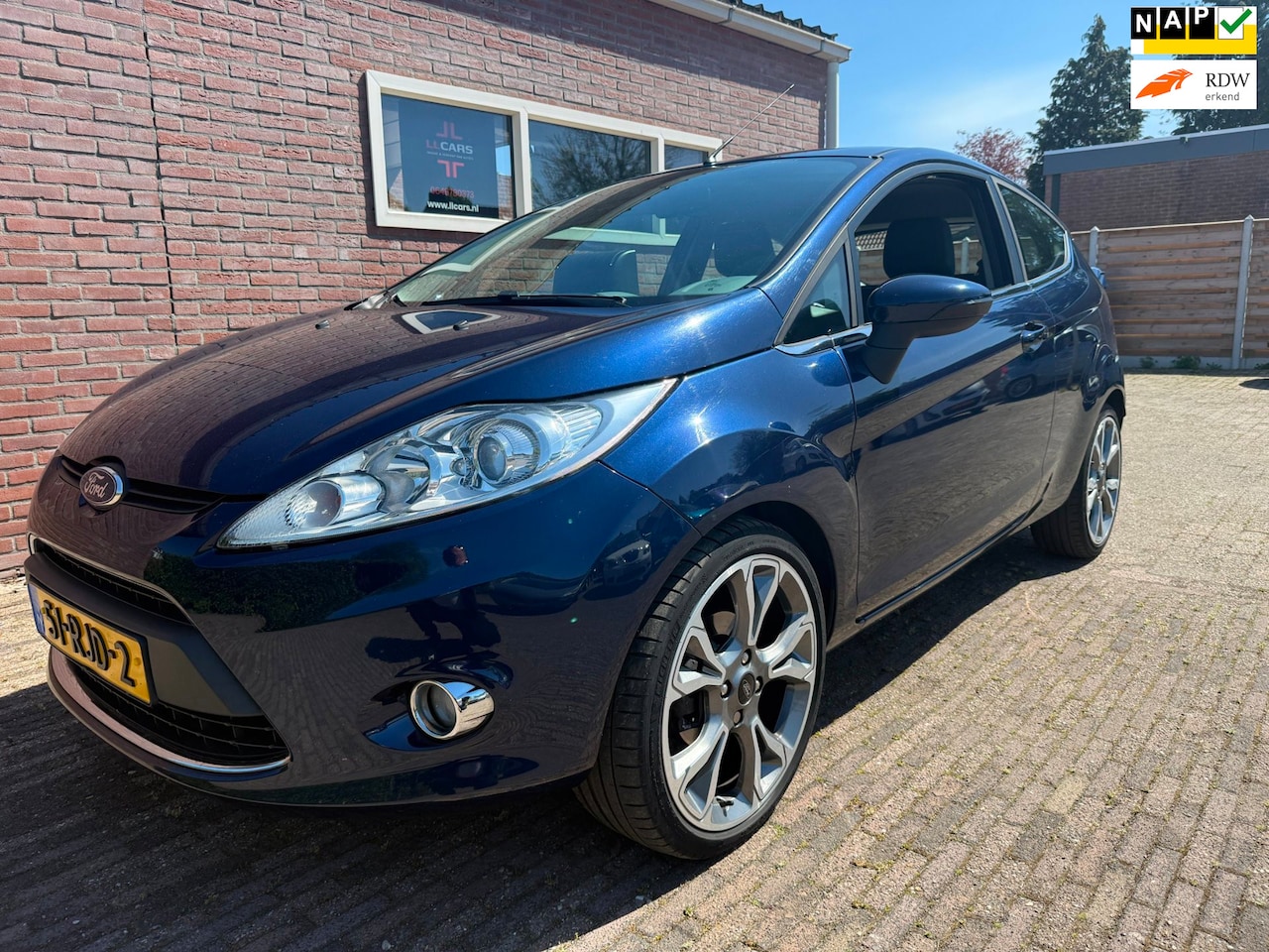 Ford Fiesta - 1.25 Titanium APK 3-4-2027 Xenon Airco Carplay velgen - AutoWereld.nl