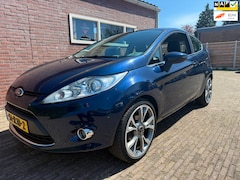 Ford Fiesta - 1.25 Titanium APK 3-4-2027 Xenon Airco Carplay velgen