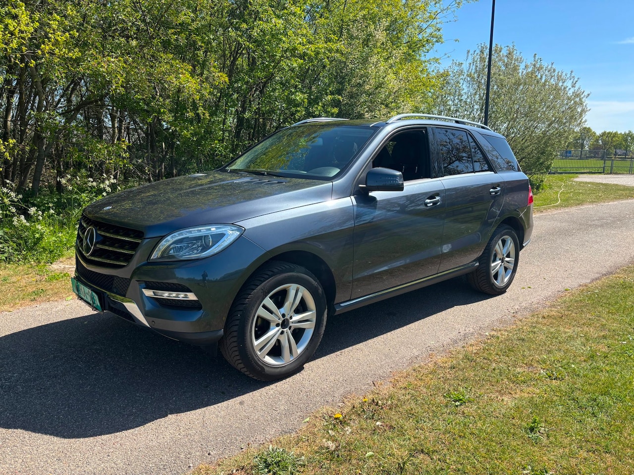 Mercedes-Benz M-klasse - 350 BlueTEC Grijs kenteken ex btw Luxe - AutoWereld.nl