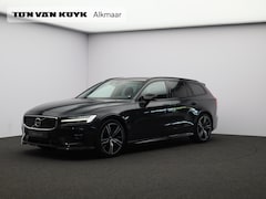 Volvo V60 - T4 210PK R-Design / Parkeerverwarming / Trekhaak / Harman Kardon / Full Led / Exterior Sty