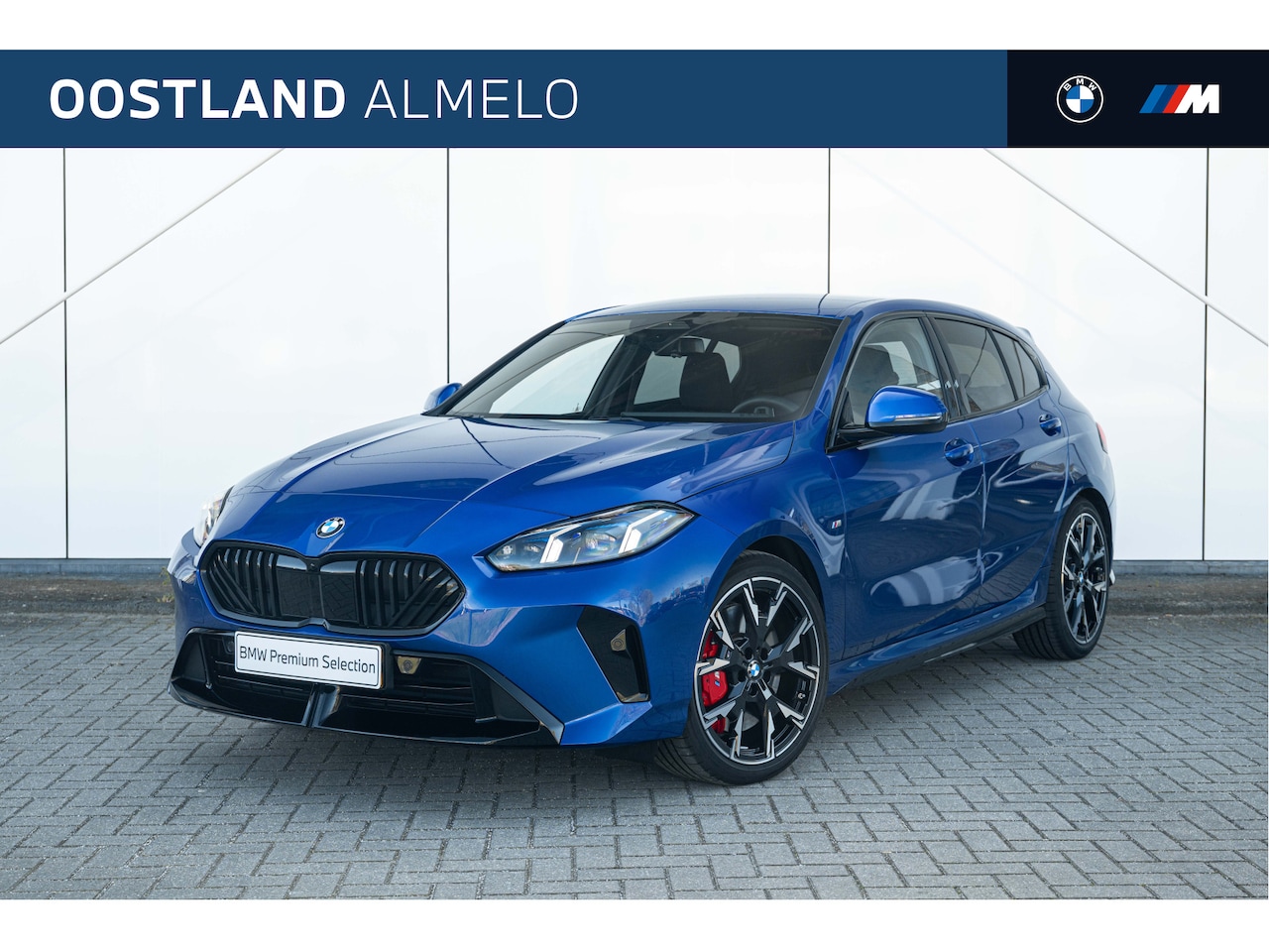 BMW 1-serie - 120 M Sport Automaat / Trekhaak / Sportstoelen / M Adaptief onderstel / Comfort Access / S - AutoWereld.nl