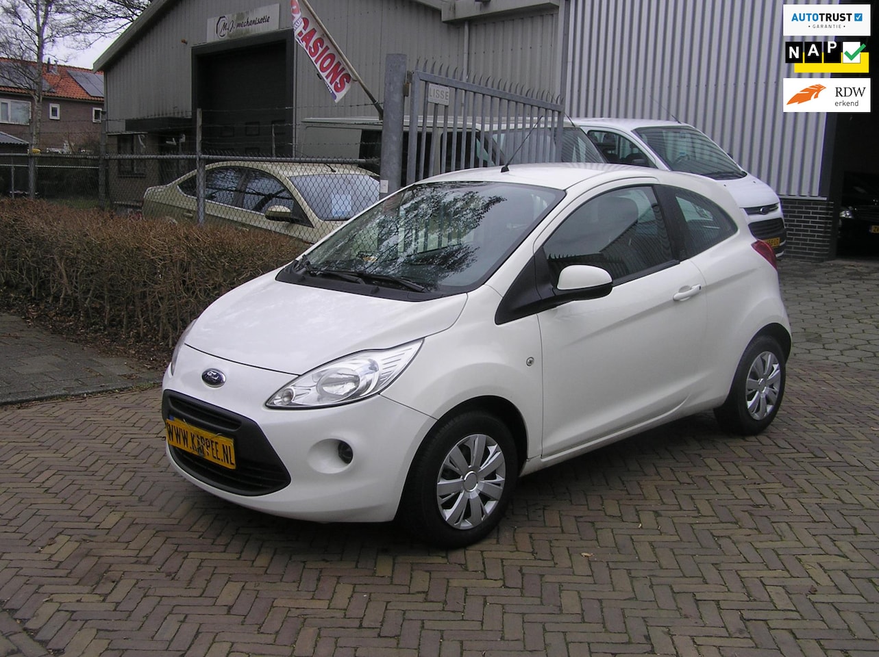 Ford Ka - 1.2 Cool & Sound start/stop 110 d km nap 1e eigenaar airco nieuwe apk - AutoWereld.nl