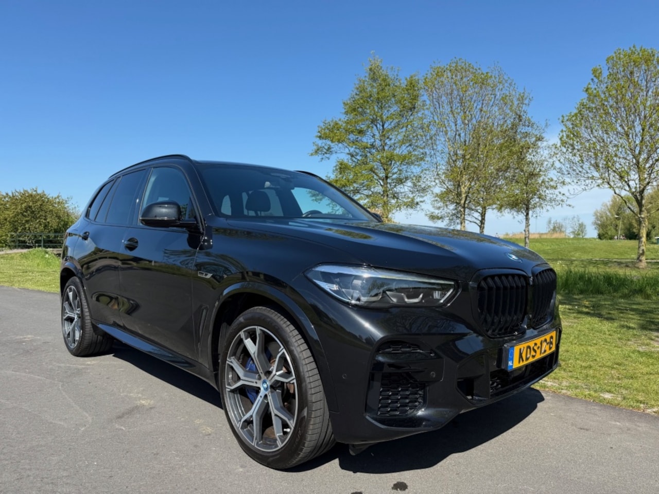 BMW X5 - xDrive45e High Ex. M-Sport/HUD/Harman Kardon/El.trekhaak - AutoWereld.nl