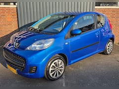 Peugeot 107 - 1.0-12V XR