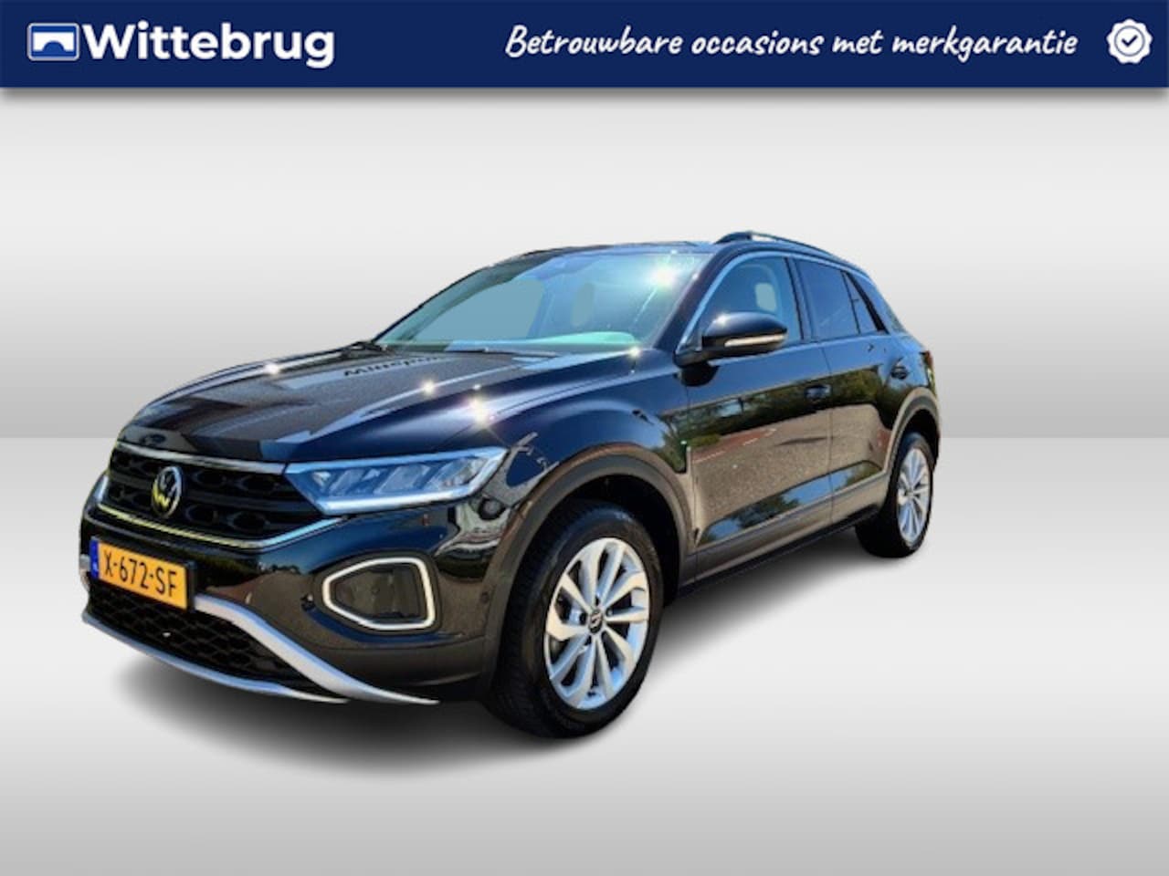 Volkswagen T-Roc - 1.0 TSI Life Edition / CAMERA / 17"LMV / APP.Connect - AutoWereld.nl