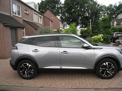 Peugeot 2008 - 1.2 PureTech Allure Pack Navigatie Camera Cruise Ctrl Trekhaak