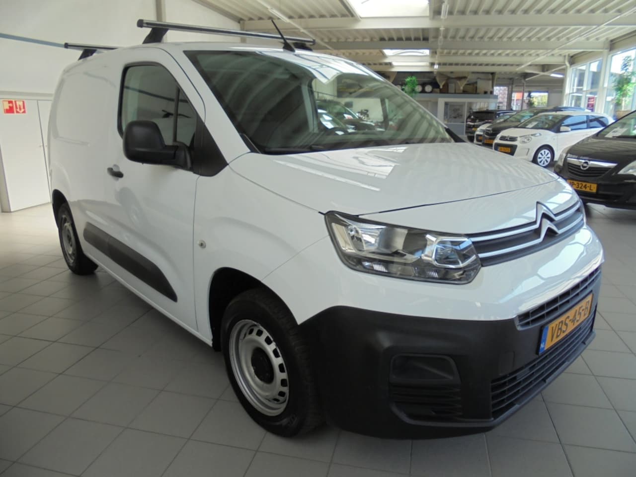 Citroën Berlingo - 1.5 HDI Control||Trekhaak||Cruise||Airco|| - AutoWereld.nl