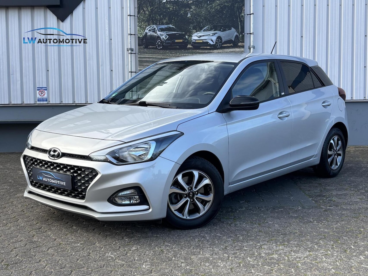 Hyundai i20 - 1.0 T-GDI Comfort | Carplay | Camera | Stoel+stuurverwerwarming - AutoWereld.nl