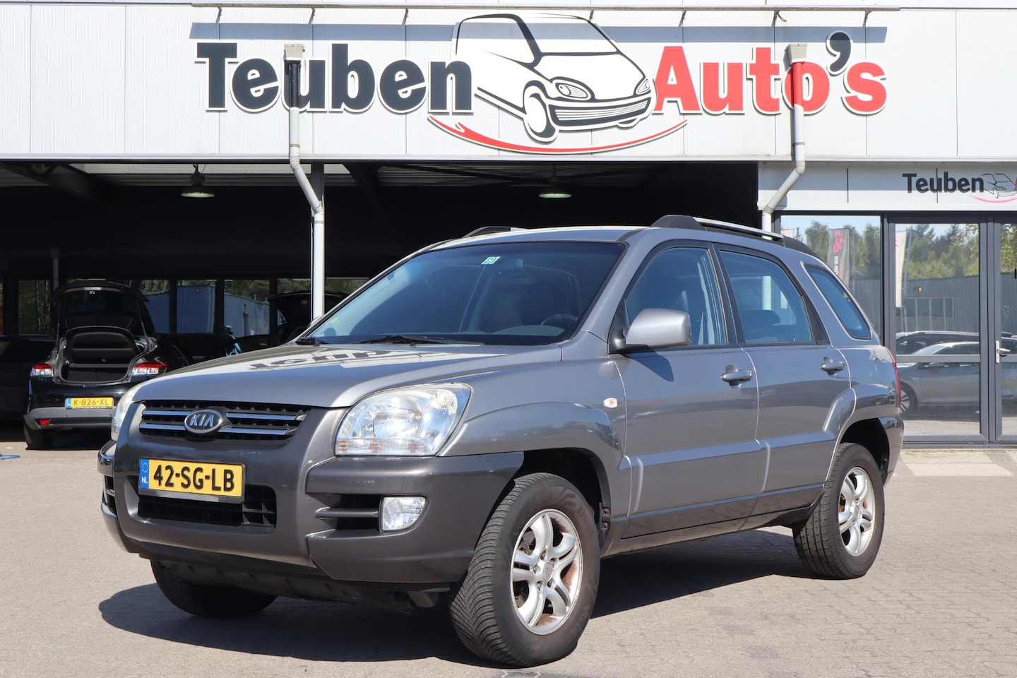 Kia Sportage - 2.0 CVVT Executive | Climate control | Cruise control | Trekhaak - AutoWereld.nl