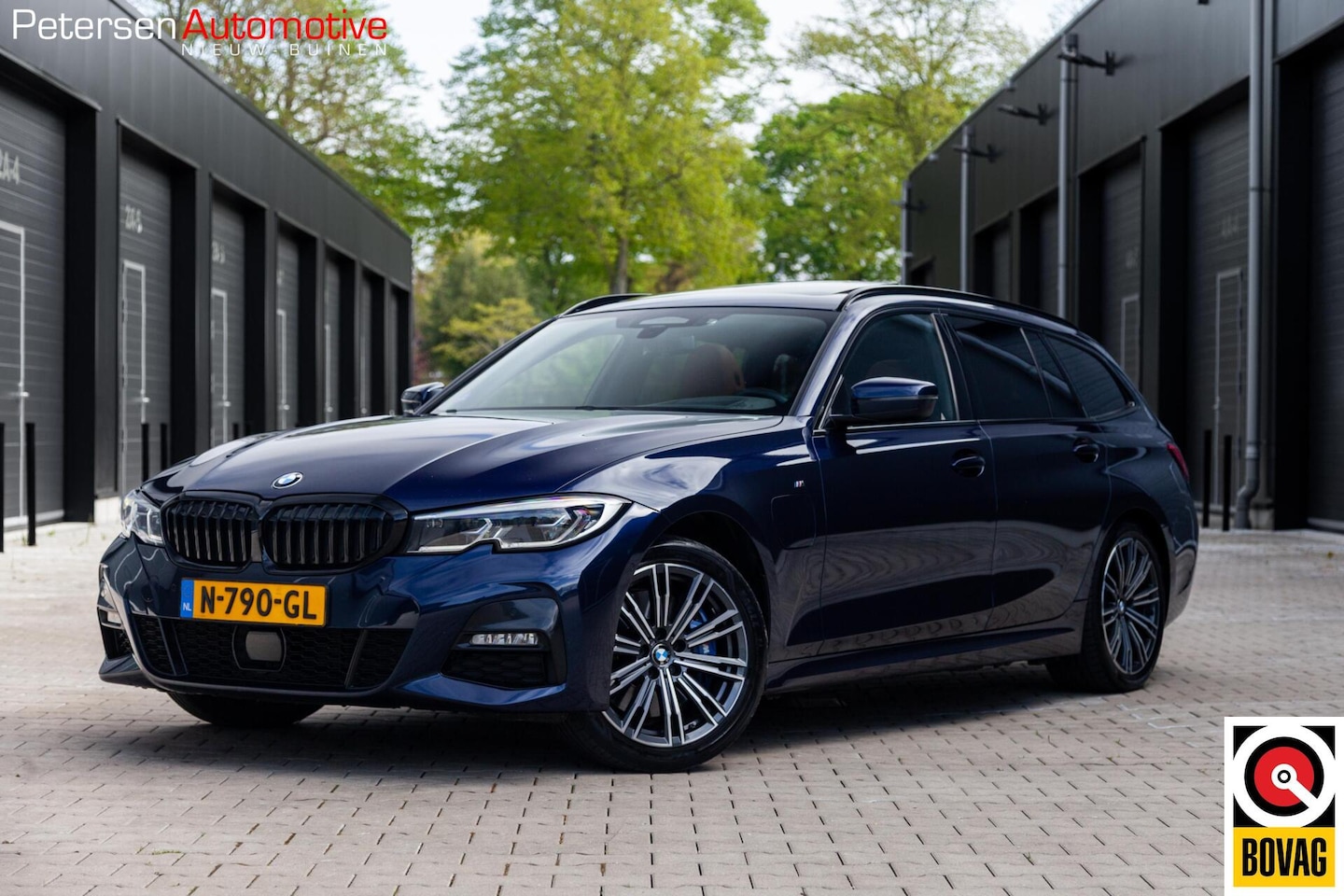BMW 3-serie Touring - 330e High Executive 330e High Executive - AutoWereld.nl