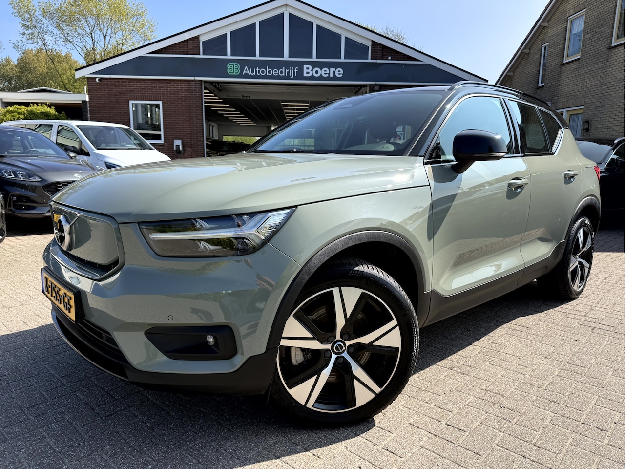 Volvo XC40 - Recharge P8 AWD R-Design SOH 92.3%, Leer, Camera, Trekhaak - AutoWereld.nl