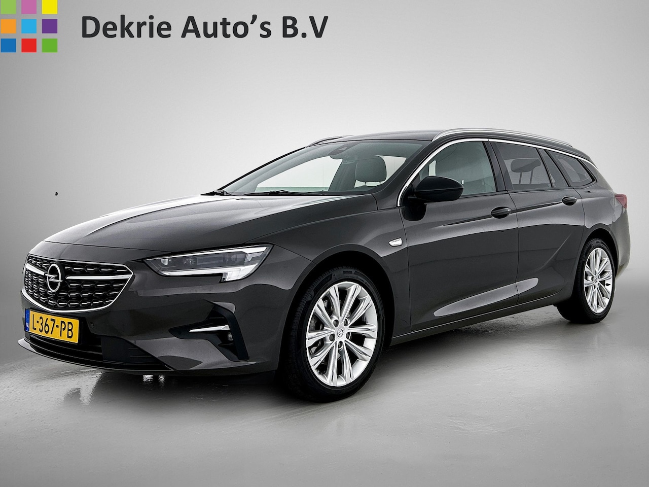 Opel Insignia Sports Tourer - 1.5 CDTI 123PK Business Elegance / Leder / Trekhaak / Camera / Stoel-Stuurverwarming / Xen - AutoWereld.nl