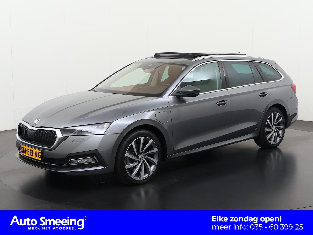 Skoda Octavia Combi - 1.4 TSI iV PHEV Style | Panoramadak | Trekhaak | Zondag Open! - AutoWereld.nl