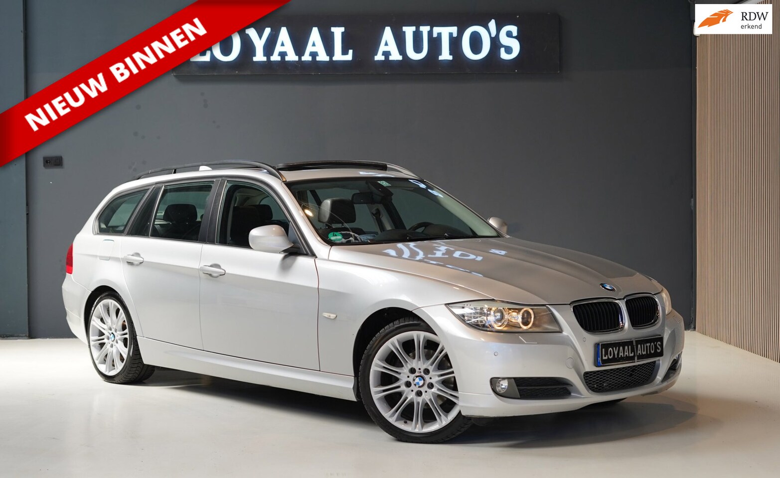 BMW 3-serie Touring - 318i Business Line | PANO | NAVI | STOELVERW. | TREKHAAK | AIRCO | CRUISE | PDC | LEDER | - AutoWereld.nl