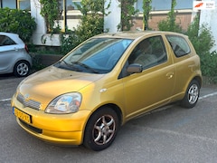 Toyota Yaris - 1.0-16V VVT-i Sol