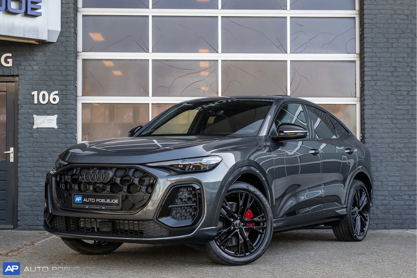 Audi Q5 Sportback - 2.0 TFSI e-hybrid quattro S edition Competition 2.0 TFSI e-hybrid quattro S edition Competition, 368 PK, Leder, Pano, 21LM, , RS Seats, Ma - AutoWereld.nl